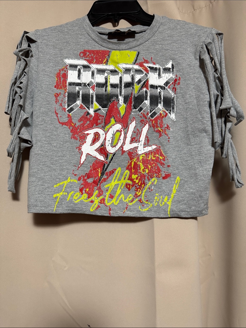 Grey Ladies Graphic Rock & Roll Crop Tank with Fringe Sleeves Size Small